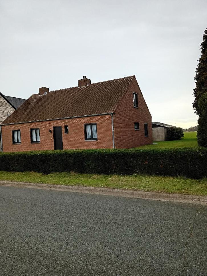 Woning met weide te huur te Dessel 50 are, Immo, Huizen te huur, Turnhout, Vrijstaande woning, Direct bij eigenaar, E