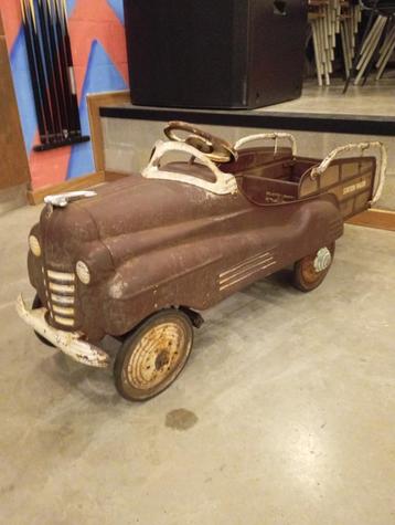 Voiture a pédale trapauto murray station wagon de 1948 disponible aux enchères