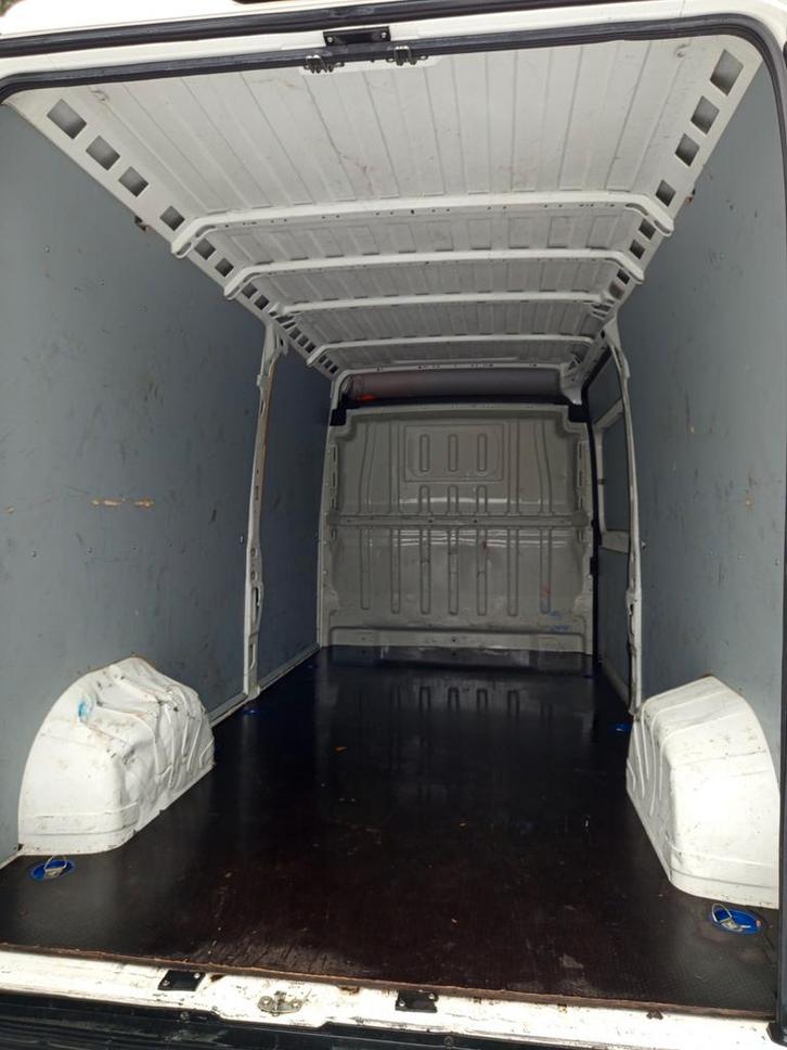 Te koop PEUGOET boxer, Auto's, Bestelwagens en Lichte vracht, Particulier, Achteruitrijcamera, Bluetooth, Radio, Trekhaak, USB