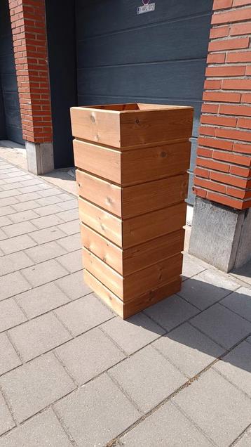 Plantenbak geïmpregneerd hout beschikbaar voor biedingen
