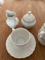 Koffie service 12 tassen en 12 borden suiker pot en melk kan, Antiquités & Art, Antiquités | Services (vaisselle) complet, Enlèvement