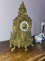 Horloge de table Laiton poli style baroque à piles, Antiquités & Art, Antiquités | Horloges, Enlèvement