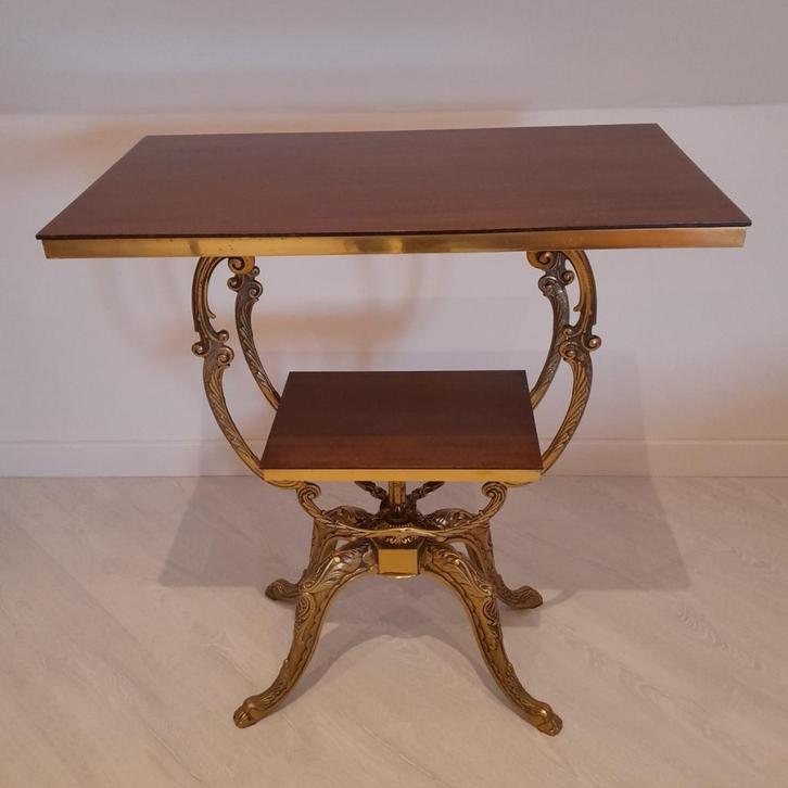 Antieke bijzettafel / bloemenstandaard met twee niveaus, Huis en Inrichting, Tafels | Bijzettafels, Gebruikt, Rechthoekig, 60 cm of meer