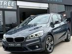 BMW 2 Serie 218 d Active Tourer NAVI - FRONT ASS. - FULL HIS, Auto's, BMW, 4 cilinders, Bedrijf, Overige carrosserie, Zilver of Grijs