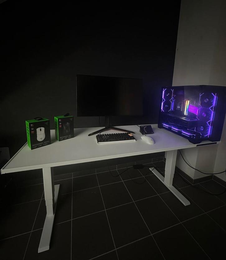 Full gaming setup, Games en Spelcomputers, Games | Pc, Zo goed als nieuw, Ophalen
