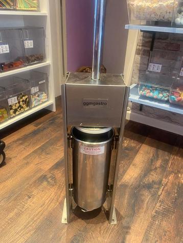 Appareil à churros avec son pied de soutien tout est neuf beschikbaar voor biedingen