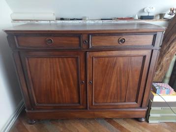 Lage oude kleine kast, Antiek en Kunst, Ophalen
