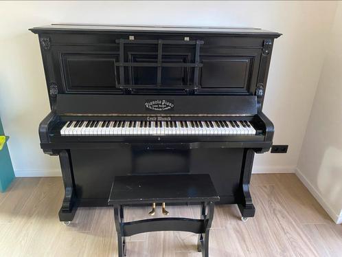 Authentieke piano, Muziek en Instrumenten, Piano's, Gebruikt, Piano, Zwart, Hoogglans, Ophalen