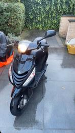 Piaggo zip 2 takt 70cc A klasse, Fietsen en Brommers, Ophalen, Klasse A (25 km/u), Zo goed als nieuw, 70 cc