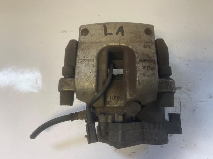 Etrier de frein (pince) arrière gauche d'un Alfa Romeo Giul, Autos : Pièces & Accessoires, Freins & Transmission, Alfa Romeo, Utilisé