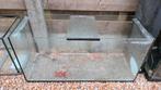 Aquarium en bon état avec renfort en verre au sommet, Enlèvement