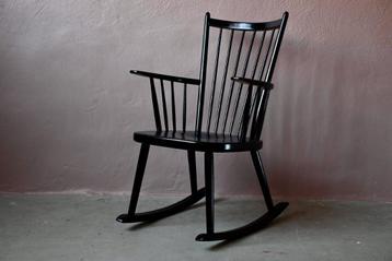 Rocking chair chaise ou fauteuil à bascule scandinave en boi beschikbaar voor biedingen