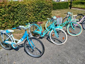 KINDERFIETSEN 24 inch 8j-11j NIEUWSTAAT VANAF €70 beschikbaar voor biedingen