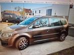 VOLKSWAGEN TOURAN 1600 D 7 PLACES, Voorwielaandrijving, Euro 5, 4 cilinders, Bruin
