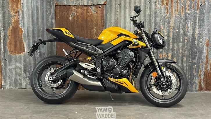 2025 Triumph Street Triple RS: Cosmic Yellow, Motoren, Motoren | Triumph, Bedrijf, Naked bike, meer dan 35 kW, 3 cilinders, Motorrijbewijs A