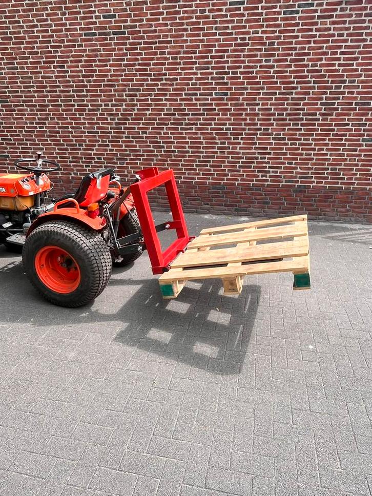 Palletheffer lepels minitractor CAT 1, Zakelijke goederen, Landbouw | Werktuigen, Verzenden