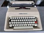 Vintage typmachine, bandopnemer en tropenhelm, Verzamelen, Ophalen, Gebruikt