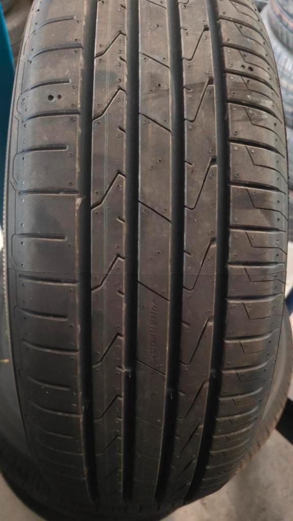 205/60r16 Hankook Demo 70€ per stuk met plaatsen  20560r16 8, Auto-onderdelen, Besturing, Ophalen of Verzenden