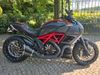 Ducati Diavel Carbon ABS, Motoren, Motoren | Ducati, 2 cilinders, 1198 cc, Meer dan 35 kW, Sport