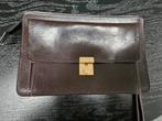 Documenten leather tas, Ophalen