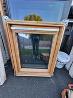 velux 55x78 / 55x98 + store + raccord + option montage, Ophalen, Gebruikt, Hout