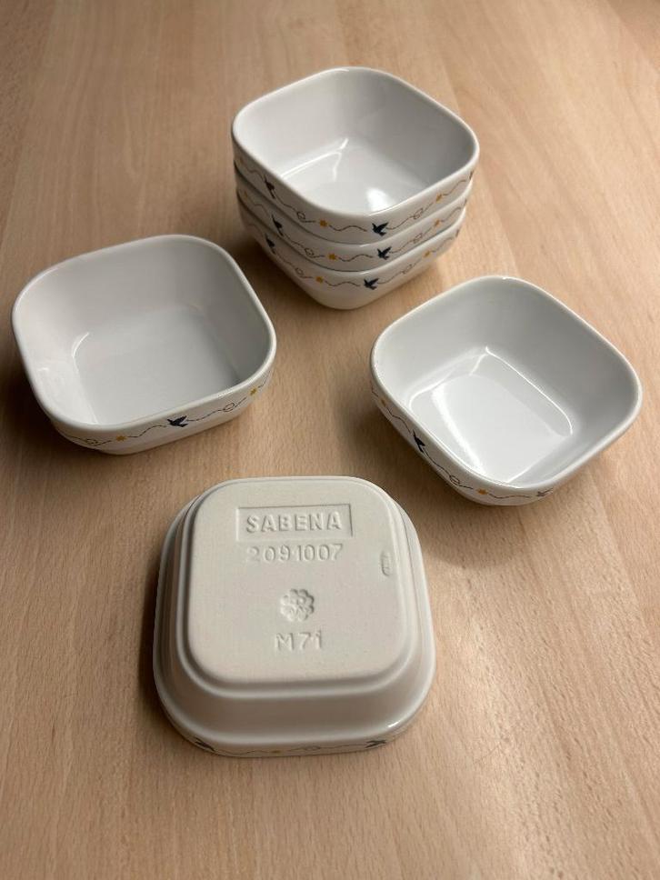 6 bols en porcelaine Sabena René Magritte L'Oiseau de Ciel, Collections, Souvenirs Sabena, Neuf, Enlèvement ou Envoi