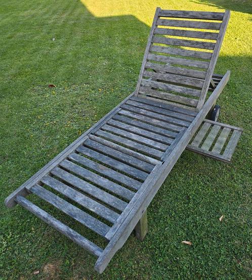 Ligbed in teakhout met verschillende afstelstanden, Tuin en Terras, Ligbedden, Gebruikt, Teakhout, Verstelbaar, Verrijdbaar, Ophalen