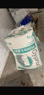 Wandplatenlijm en cement gratis, Doe-het-zelf en Bouw, Ophalen, Zo goed als nieuw