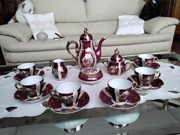 Porseleinen koffieset (anw) beschikbaar voor biedingen