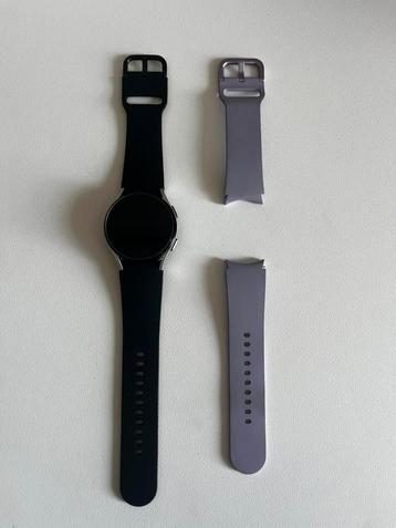 Samsung Galaxy Watch 5 (40mm, Silver) – Uitstekende staat beschikbaar voor biedingen