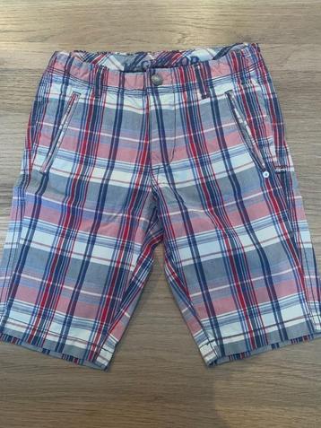 Korte broek MC Gregor maat 128 geruit beschikbaar voor biedingen