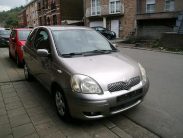 TAYOTA YARIS 10 ESSENCE MODELE 2006 VC VE DA RCD JA 160000KM