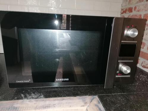 Combi-oven Samsung, Elektronische apparatuur, Microgolfovens, Gebruikt, Vrijstaand, Combi-microgolfoven, 45 tot 60 cm, Grill, Hete lucht