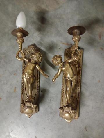 Muurkandelaars 2 jongens in messing beschikbaar voor biedingen