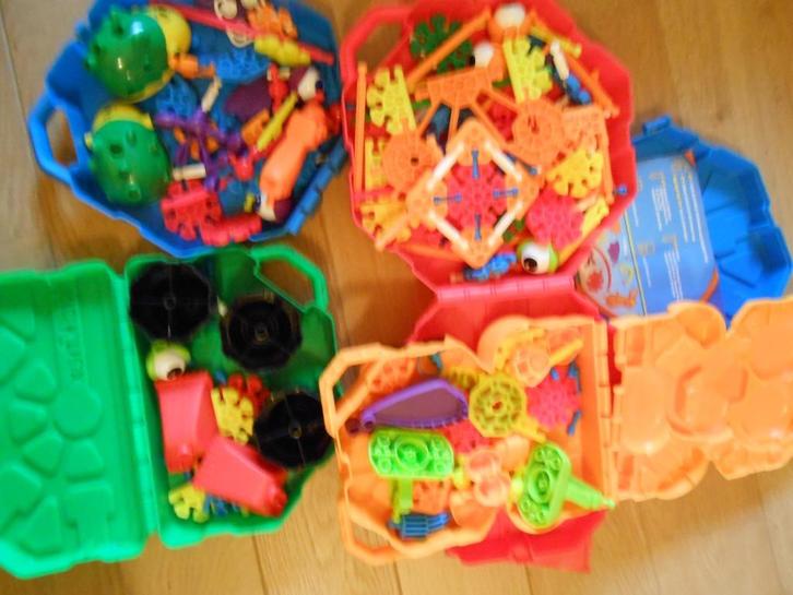 Kid K'nex en vrac pour enfant dès 3 Ans LOT 4 boîtes 20eu, Kinderen en Baby's, Speelgoed | Bouwstenen, Zo goed als nieuw, K'nex