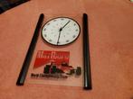 Marlboro. Horloge plexi et montants plastique. 40 x 28,5 cms, Ophalen of Verzenden, Gebruikt