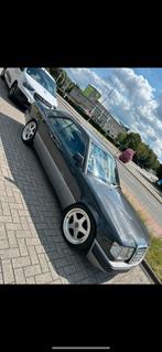 Mercedes w 124 230 ce, Autos, Cuir, Achat, Toit ouvrant, Automatique