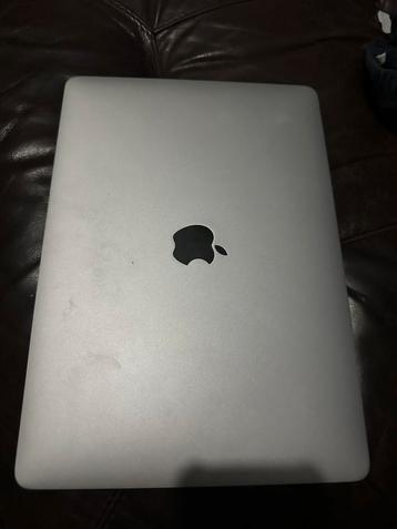 Apple Macbook Pro A1706 13’ inch zilver beschikbaar voor biedingen