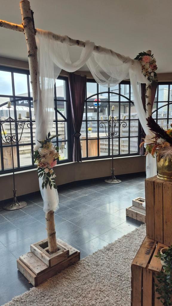 Trouw decoratie, Kleding | Dames, Trouwkleding en Trouwaccessoires, Zo goed als nieuw, Ophalen