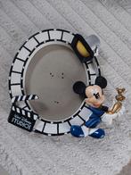 Kader van Mickey Mouse!, Ophalen