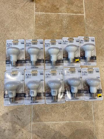 Set van 10 E27 4000k 680 lumen LED-lampen beschikbaar voor biedingen
