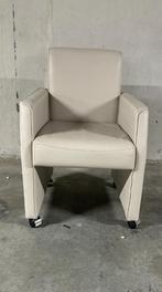 Dining chair, Huis en Inrichting, Stoelen, Ophalen, Kunststof, Overige kleuren, Zo goed als nieuw