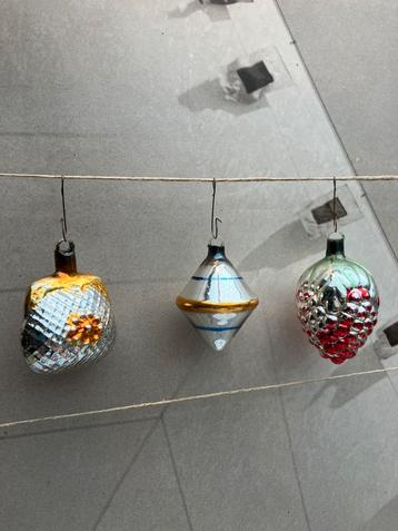 3 Ajeko kerstballen: geldbeugel, aardbei, tol beschikbaar voor biedingen