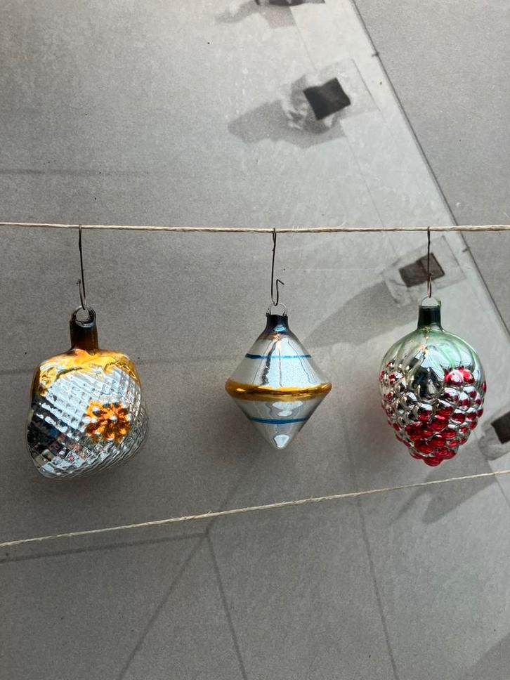 3 Ajeko kerstballen: geldbeugel, aardbei, tol, Diversen, Kerst, Gebruikt, Ophalen of Verzenden