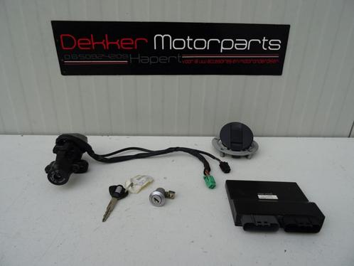 Complete Slotenset + ECU Unit Suzuki GSXR1000 2005-2006 K5, Motoren, Onderdelen | Overige, Ophalen of Verzenden