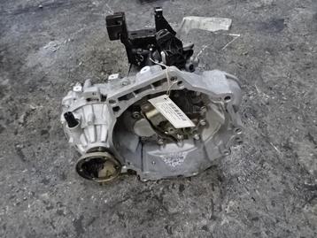 VERSNELLINGSBAK Volkswagen Polo V (6R) (MZK) beschikbaar voor biedingen