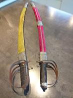 2 oude zwaarden, Antiek en Kunst, Ophalen