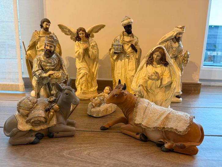 Crêche de Noël - Lot de 9 figurines Liré, Diversen, Kerst, Zo goed als nieuw, Ophalen of Verzenden