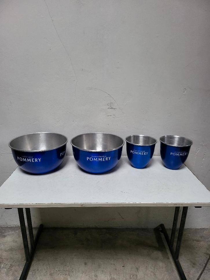 Pommery XL ijsemmer 2 stuks XL en 2 stuk van 1 Fles, Collections, Marques & Objets publicitaires, Comme neuf, Ustensile, Enlèvement ou Envoi