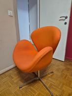 Vintage fauteuil/Tulip lounge stoel Swan geïnspireerd, Huis en Inrichting, Ophalen, Gebruikt, Metaal